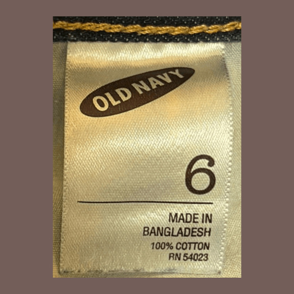 Old Navy Denim Mini Skirt | Distressed Dark Wash | Size 6 | Vintage - Picture 2 of 6